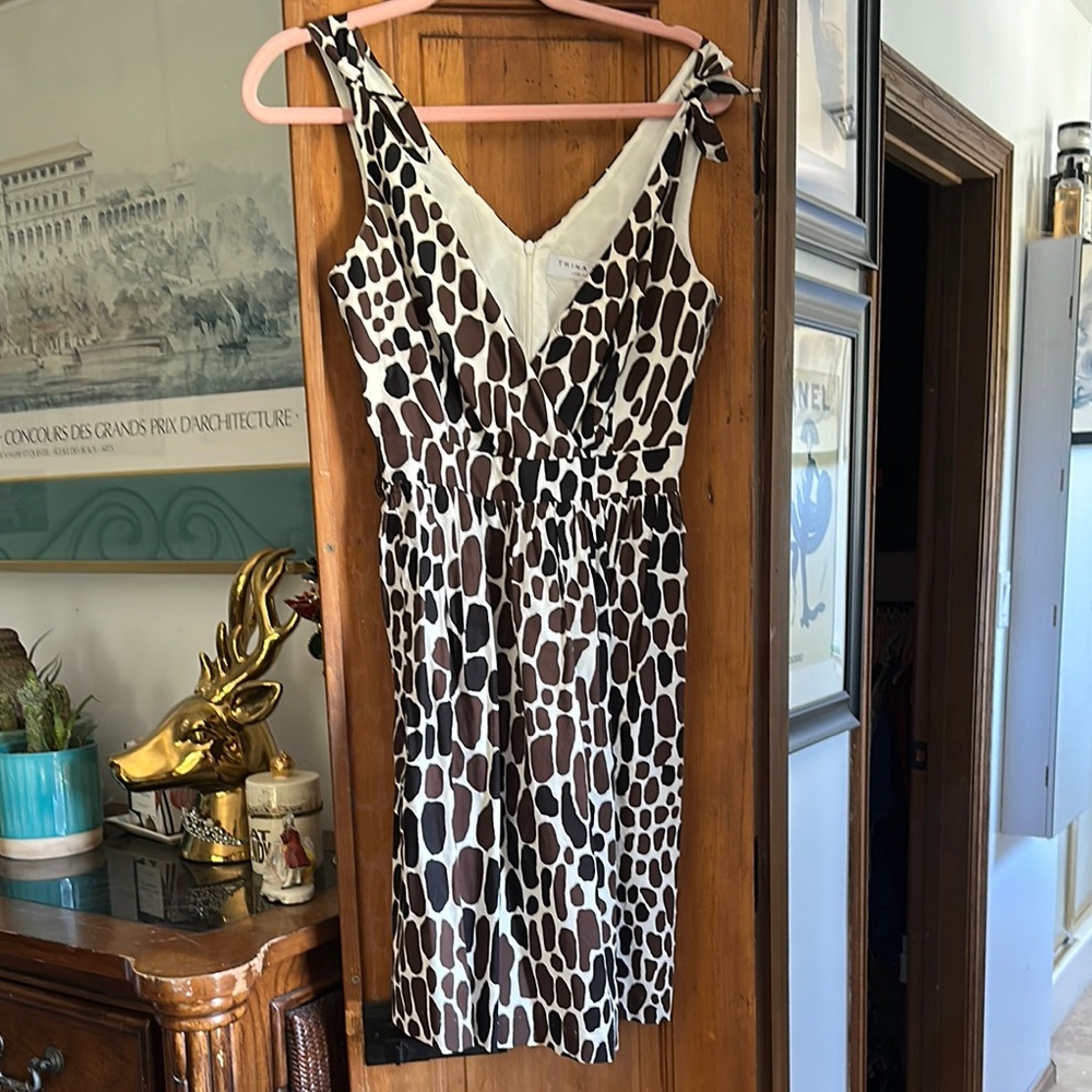 Trina Turk Brown and White Chemise with V-Neckline